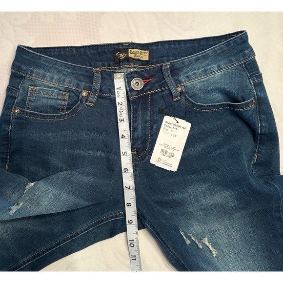 Suzanne Betro Super Destroyed Jeans Sz 6 NWT - Picture 8 of 12